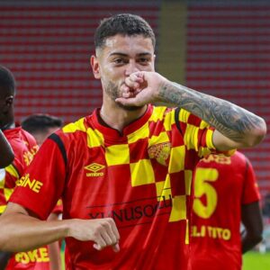 super ligin yildizi romulo avrupa devine imzayi atmak uzere 20 milyon euro AKxMONf1