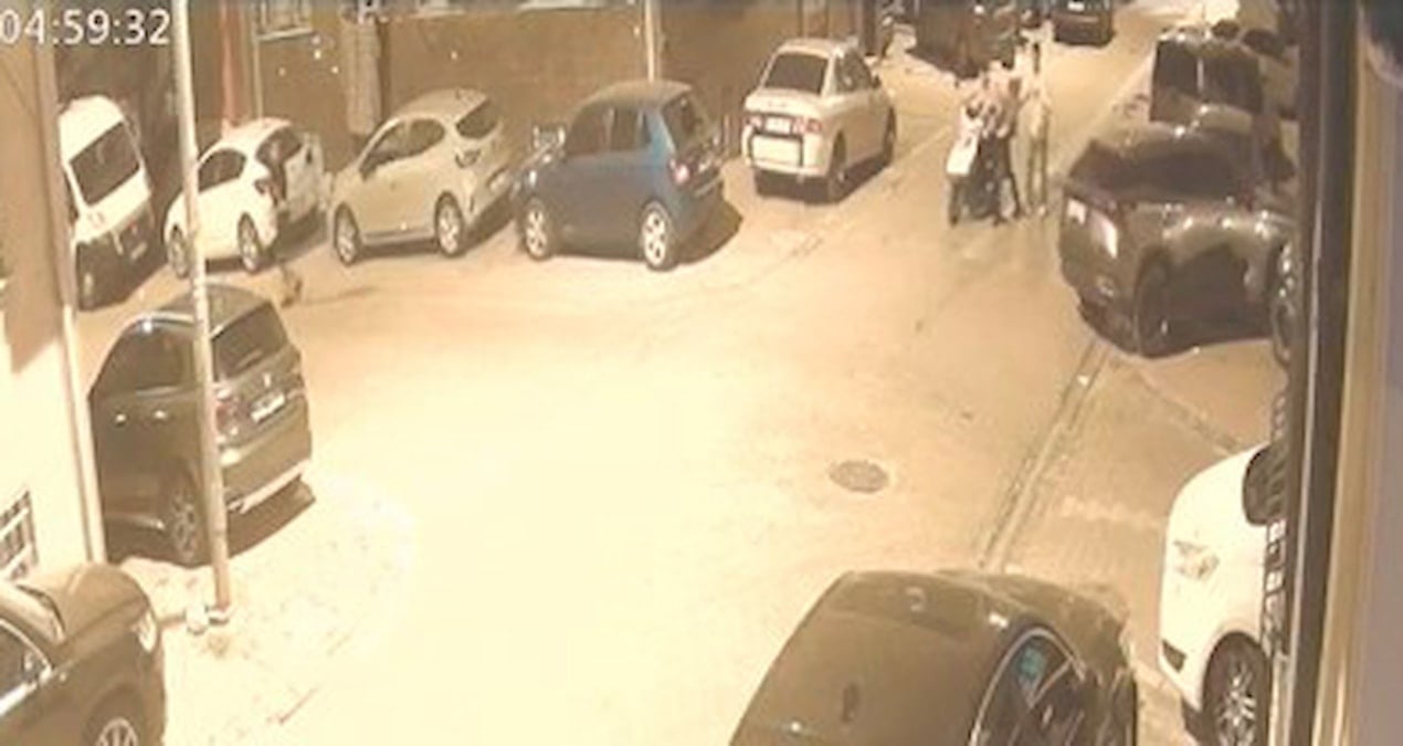 biri gozculuk yapti digeri motoru caldi 4ZFajn8R