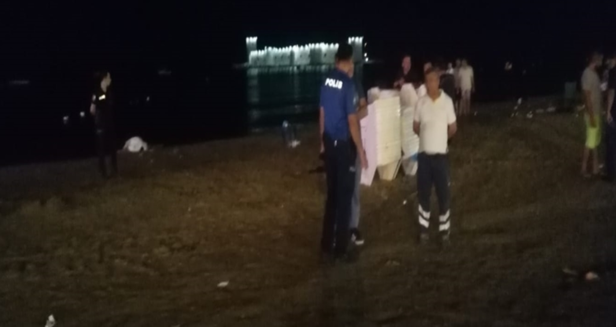 gece denize girip felaketi yasadi FJpBNslX