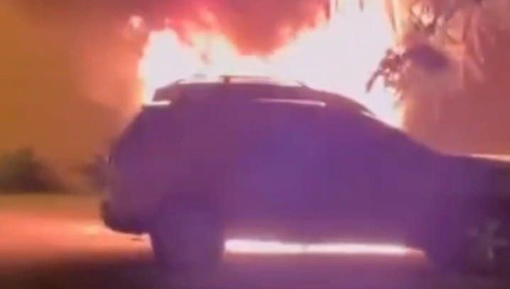 otoparkta korkutan arac yangini patlamalar yasandi 7Wq3u9tA