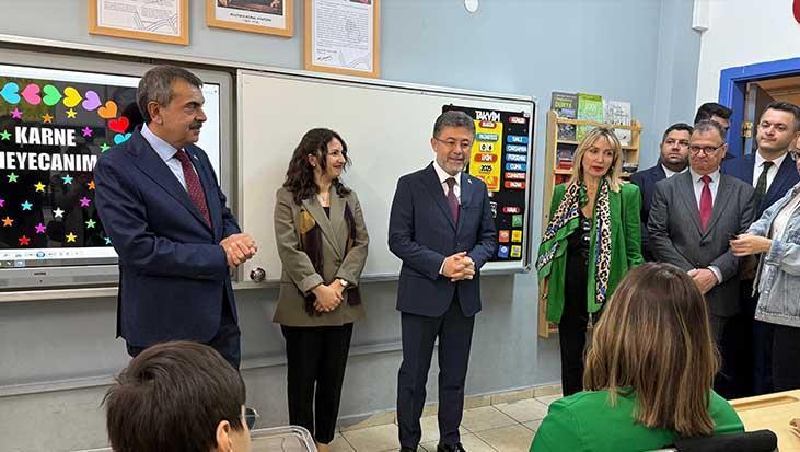 bakanlardan ogrencilere anlamli ziyaret farkindalik olusturmak istiyoruz 1MWPTRgi