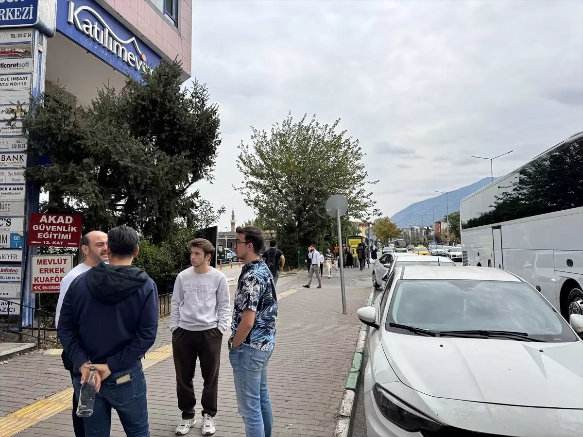 simavda 54 buyuklugunde deprem EZKaVdOA