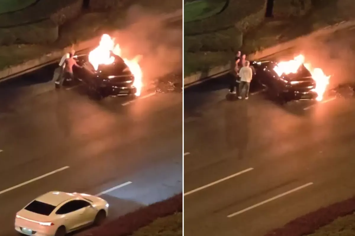 yanginda kapisi kilitli kalan arac surucuye mezar oldu dev marka borsada cakildi 9KMTvLKG.jpg