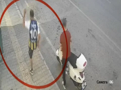 Kediye tekme atti goruntuleri ortaya cikti bYgDpXCI